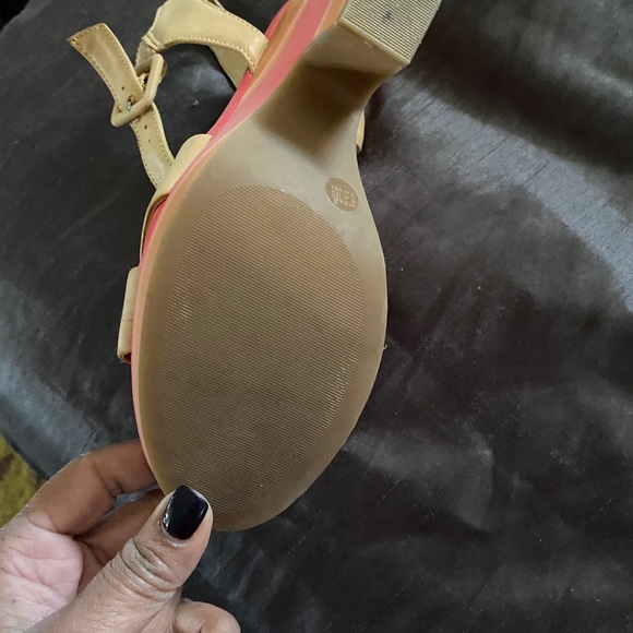 Shoes - Picture 3 of 3